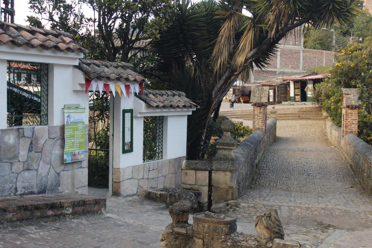 Hotel Calicanto Real Cafe Museo Monguí Eksteriør bilde