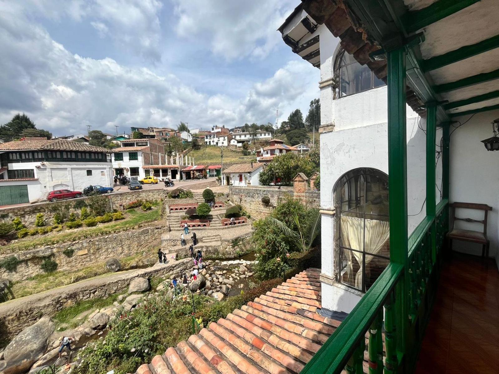 Hotel Calicanto Real Cafe Museo Monguí Eksteriør bilde